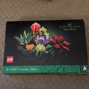 LEGO Botanical Collection Succulents with Red and Purple